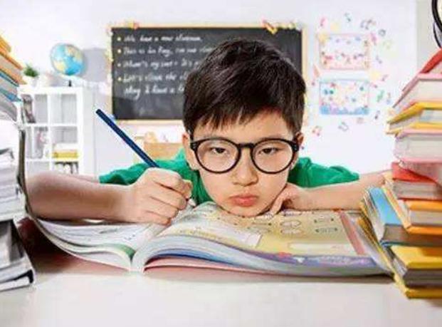 孩子上课学习溜号特别厉害,如何提醒孩子上课要专心不能溜号