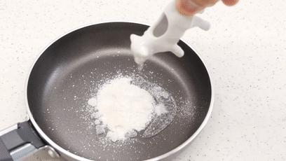 指甲盖做钻戒,日本男子收集指甲制成求婚戒指