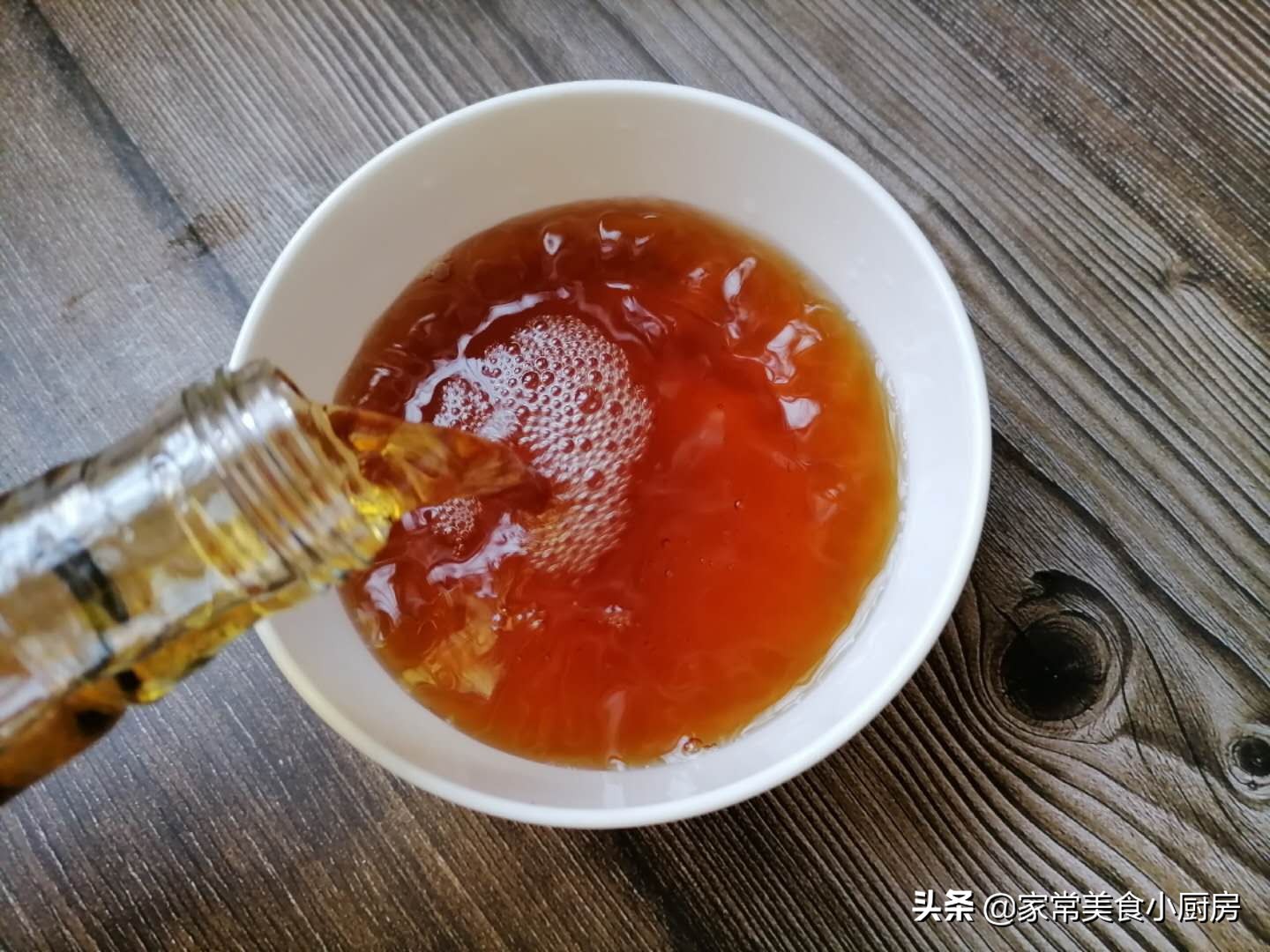 夏天喝啤酒太热了,夏天喝饮料啤酒太爽了