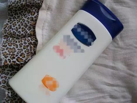 夏天了手脚干裂还有老茧,手脚干裂脱皮老茧用什么药膏