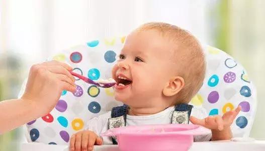 孩子肚子胀还积食怎么快速治疗,肚子胀积食难受三味药健胃消食