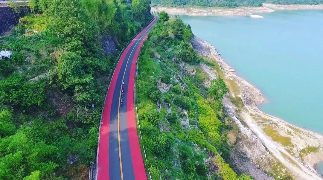 体育小镇之殇:某国资急售2家亏损公司,涉无锡、桐庐项目