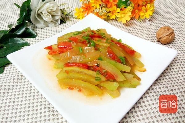 西瓜皮不炒可以做什么,西瓜皮不扔有什么用