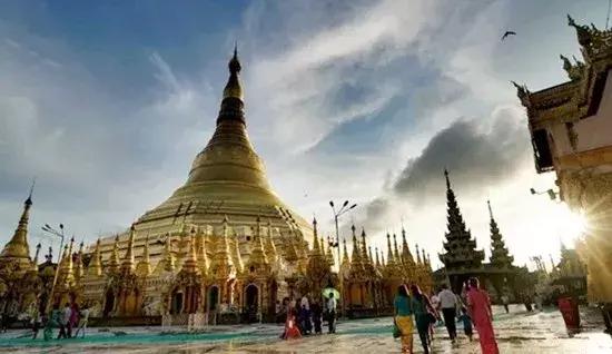 缅甸佛教圣地仰光大金塔,千年佛祖舍利视频