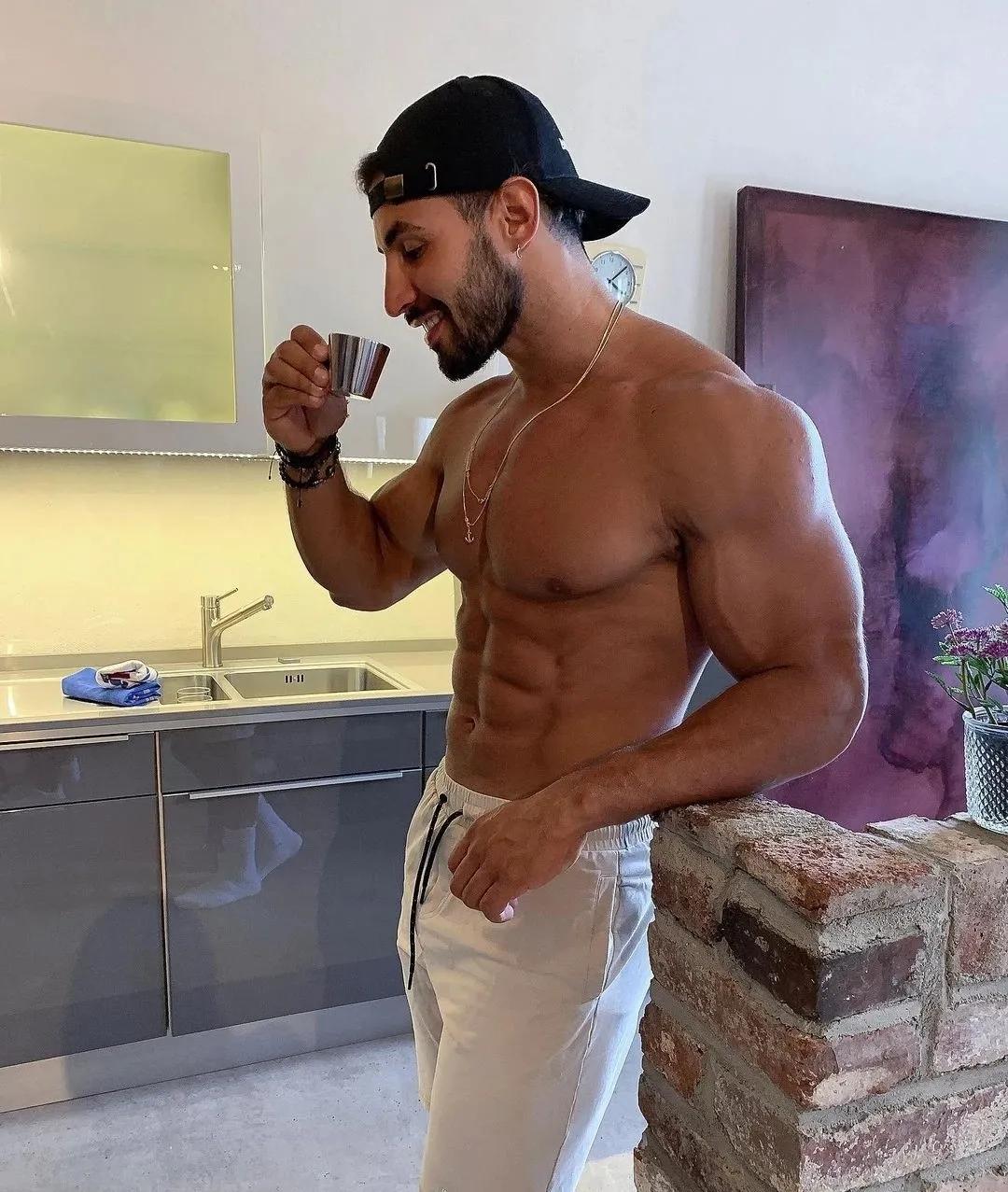 AminElkach(阿明·艾尔卡赫)