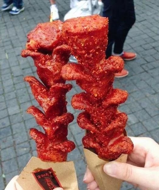 最新火爆网红摆摊香肠,卖香肠生意火爆