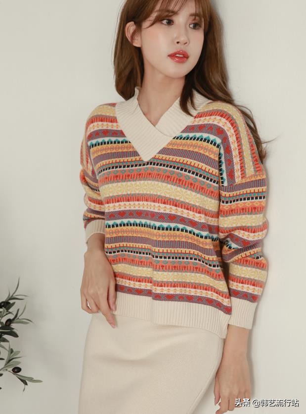 2020新春韩国毛衣款式第一波发布，一起分享编织主流最新流行趋势
