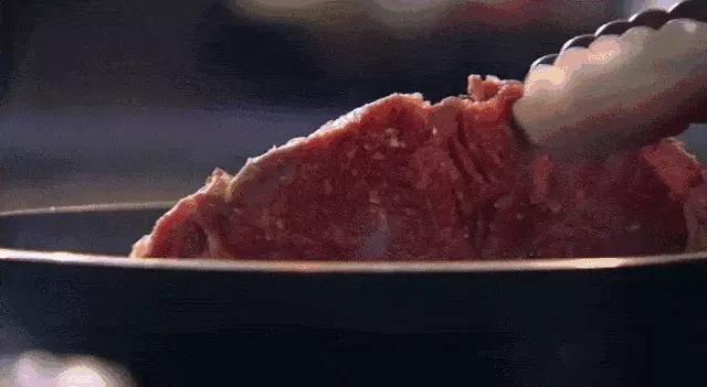 米其林大厨教你做香辣牛排，只需要简单几步，就可以在家享受牛排