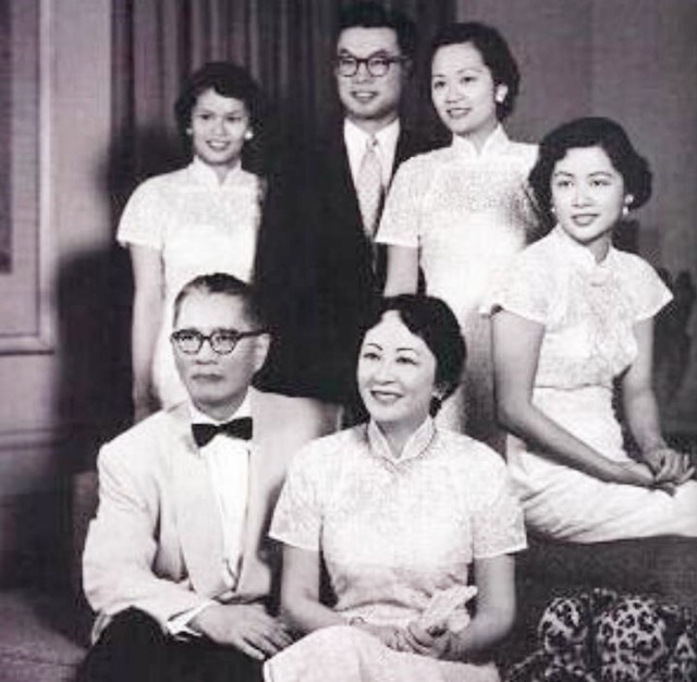 孔令仪携天价嫁妆下嫁凤凰男,孔令仪和穷小子结婚视频