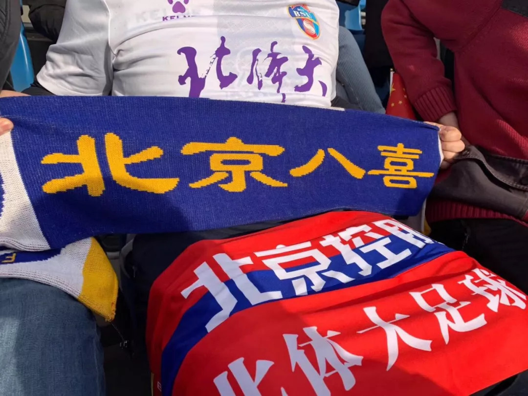 6000北体大学子围观主场首秀，150辆大巴拉不来中国校园体育文化