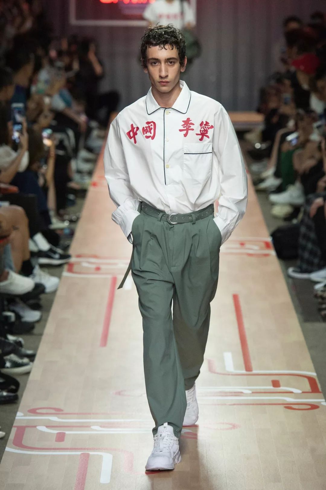 国潮真的了不起引领新潮流,国潮才是真正的潮流