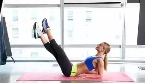 简单一个动作瘦脚,一个动作轻松瘦小腿