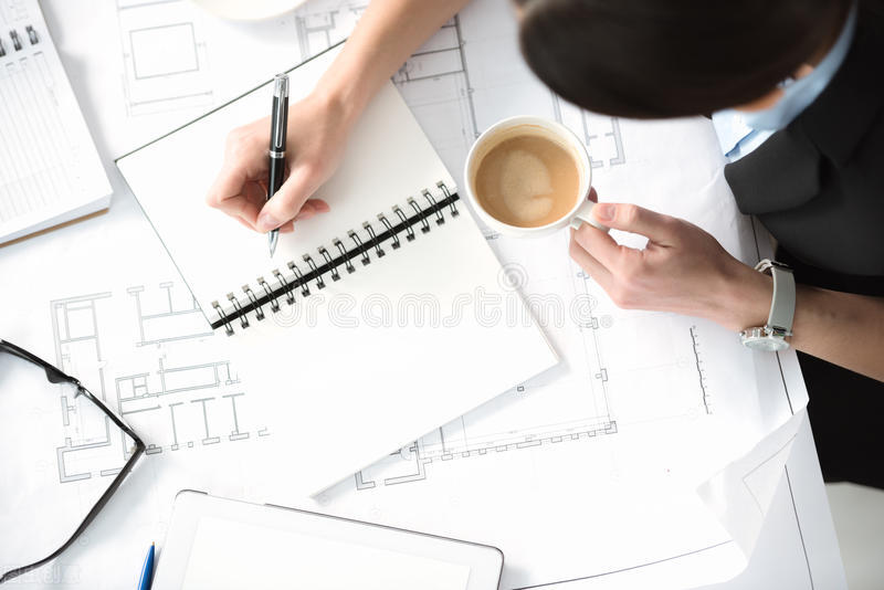 新手如何做文案视频赚钱,如何通过写文案赚钱