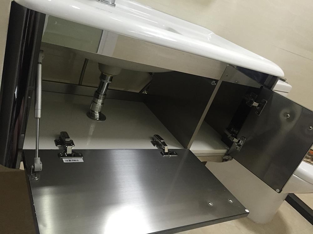 怎么选卫生间花洒马桶和浴柜,卫生间的马桶和淋浴柜怎么选