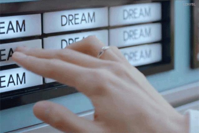 世界顶级手模出镜一次赚4万 (世界最漂亮手模)