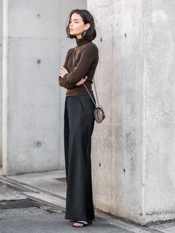 双肩包推荐好看百搭,双肩包真皮过时处理