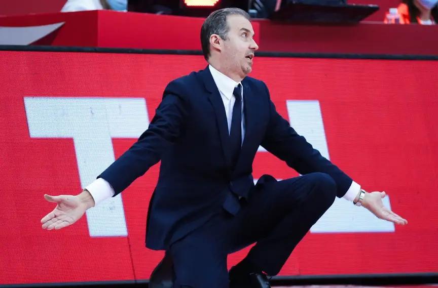 北京首钢欲启动换帅计划，最佳主帅人选浮出水面，球队困境将解决