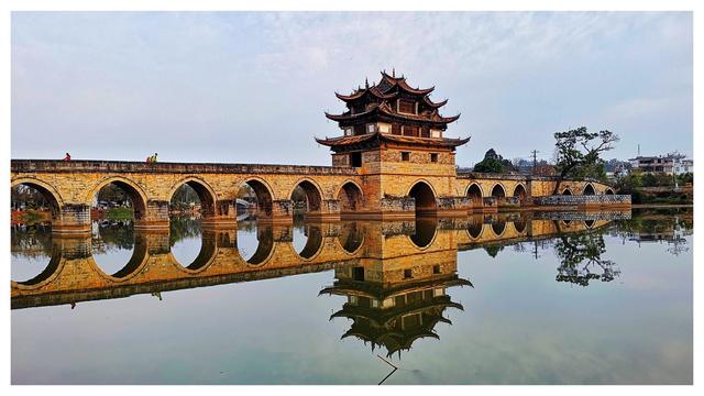 云南建水古城一座依然活着的古城,云南建水古城景点介绍