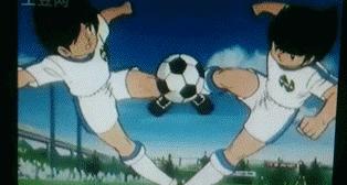 足球小将大空翼西班牙队内练习,足球小将大空翼回国拯救日本队