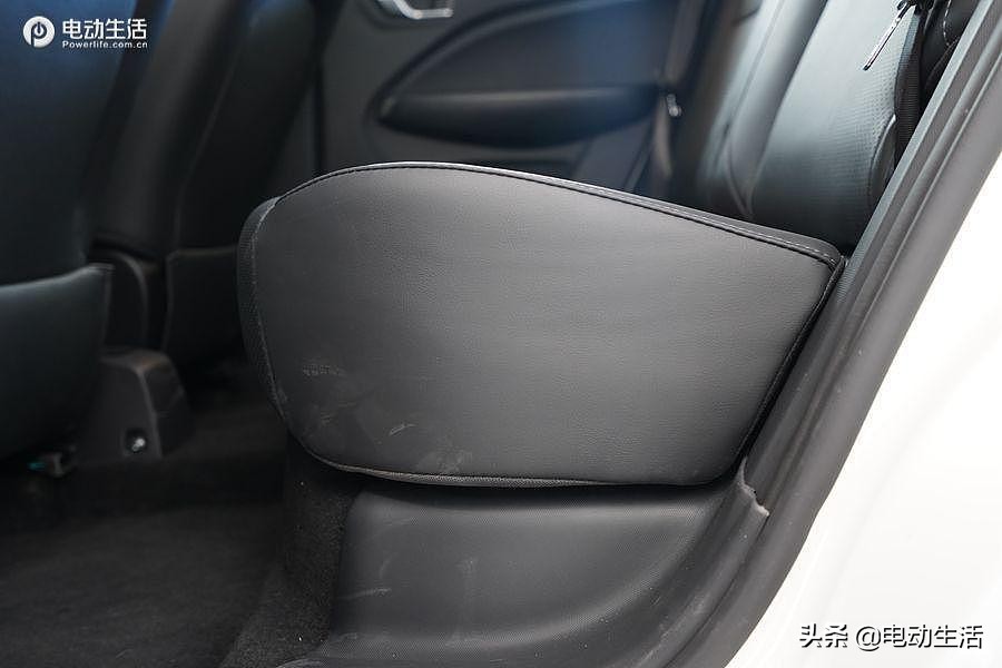 零跑t03非凡的驾驶体验,买了零跑t03以后需要买哪些东西