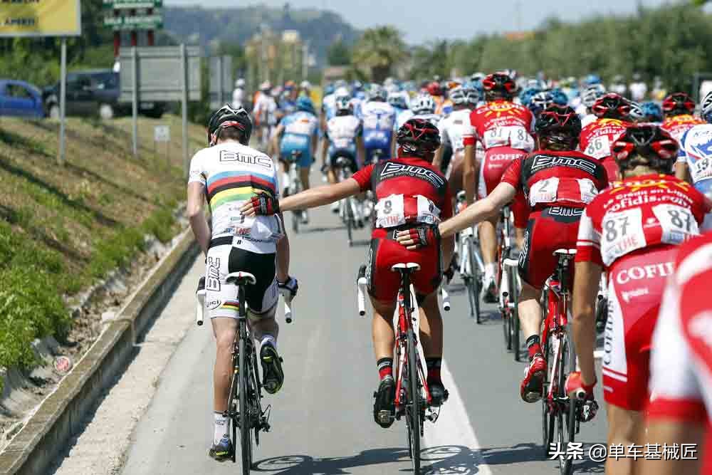 环法自行车比赛上陡坡,环法自行车赛坐地铁