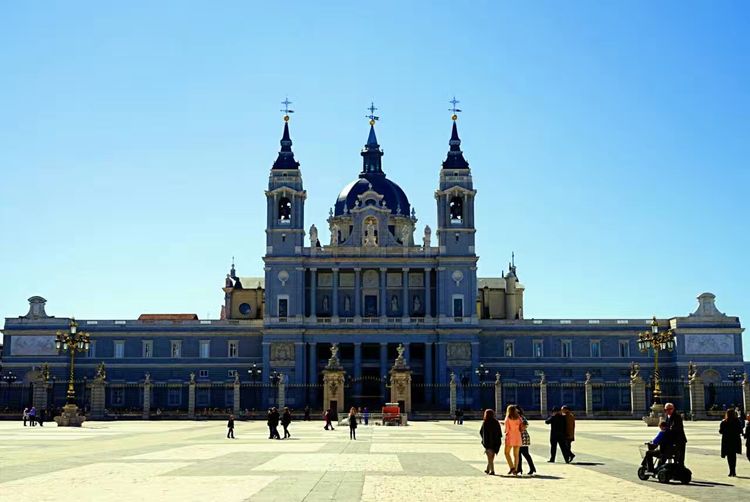 葡萄牙和西班牙怎么样,西班牙与葡萄牙边境风景
