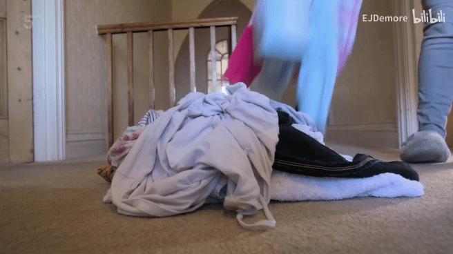 结婚30年生22娃，网友群嘲太窒息了，结果他们的生活却啪啪打脸