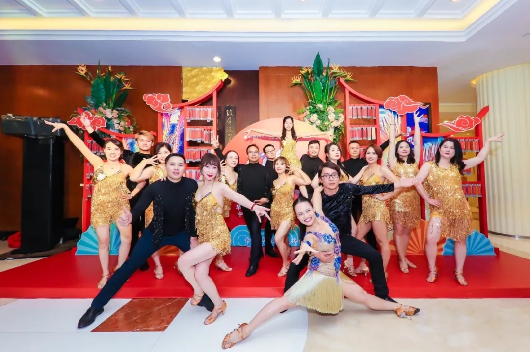 经销商年会策划方案详细流程,女企协会年会活动策划方案