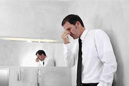 身体出现尿酸有哪些症状,身体出现3种症状尿酸已超标