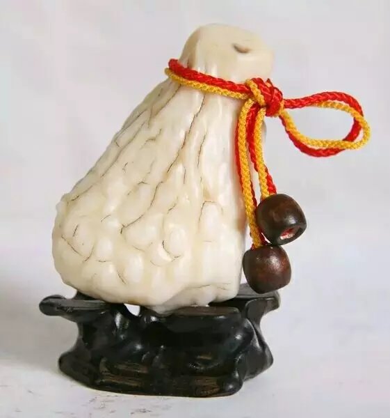 新疆罗布泊有戈壁石吗,新疆罗布泊哪些石头比较值钱