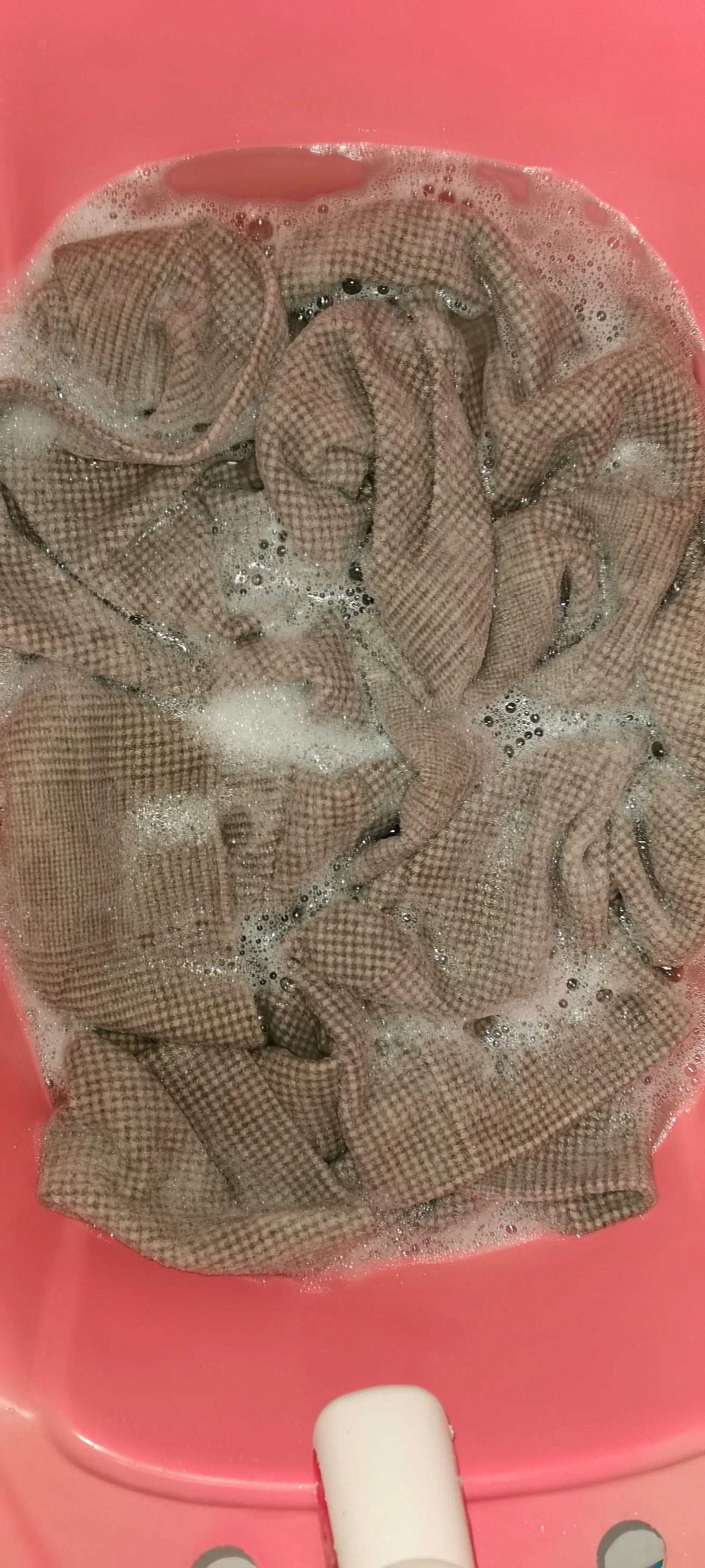 不是百分百羊毛大衣能水洗吗,100%全羊毛大衣能水洗吗