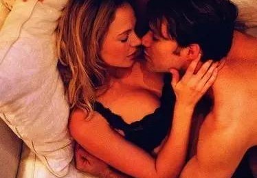 逃避婚姻的流氓,却以爱情的名义睡你(原创)