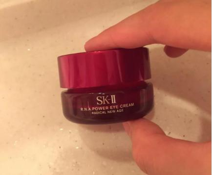 悦薇眼霜哪个去皱效果好,悦薇眼霜和什么眼霜搭配用最好