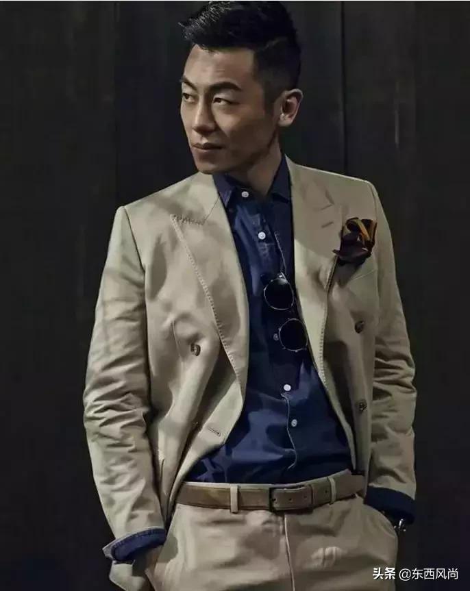 比较时尚比较酷的西装穿搭法,男装穿搭博主型男西装