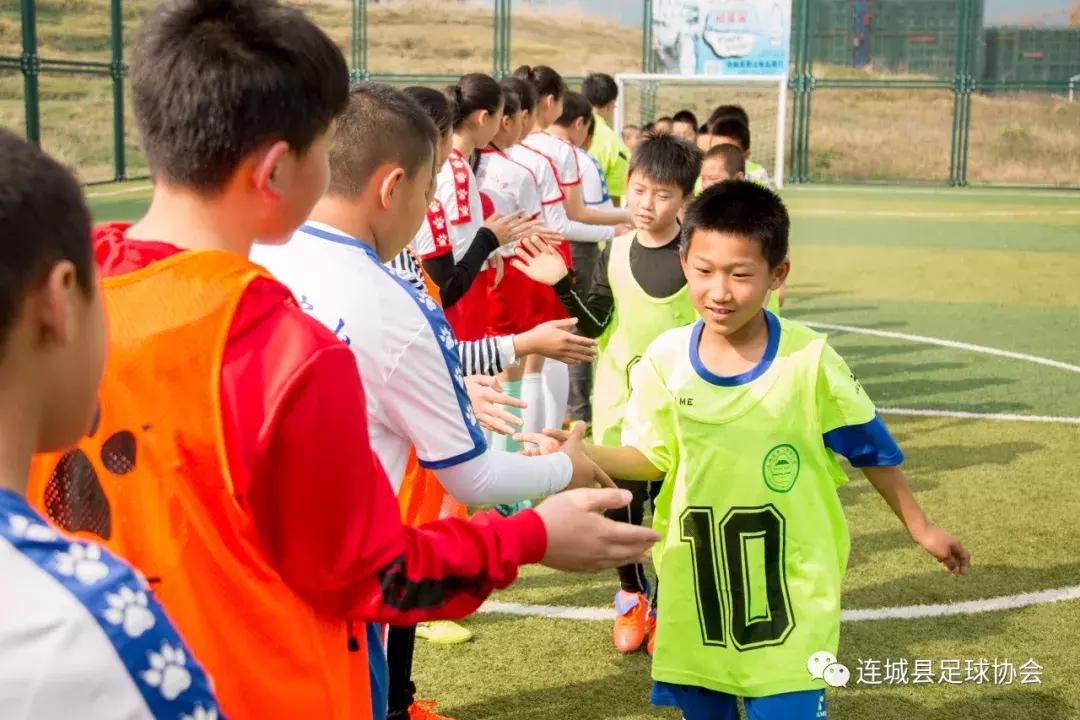 冠豸山旗舰足球俱乐部,冠豸山足球队