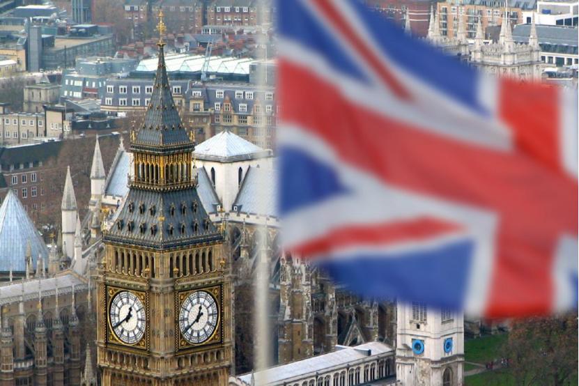 美国对英国客户征税,美国对英国加征关税