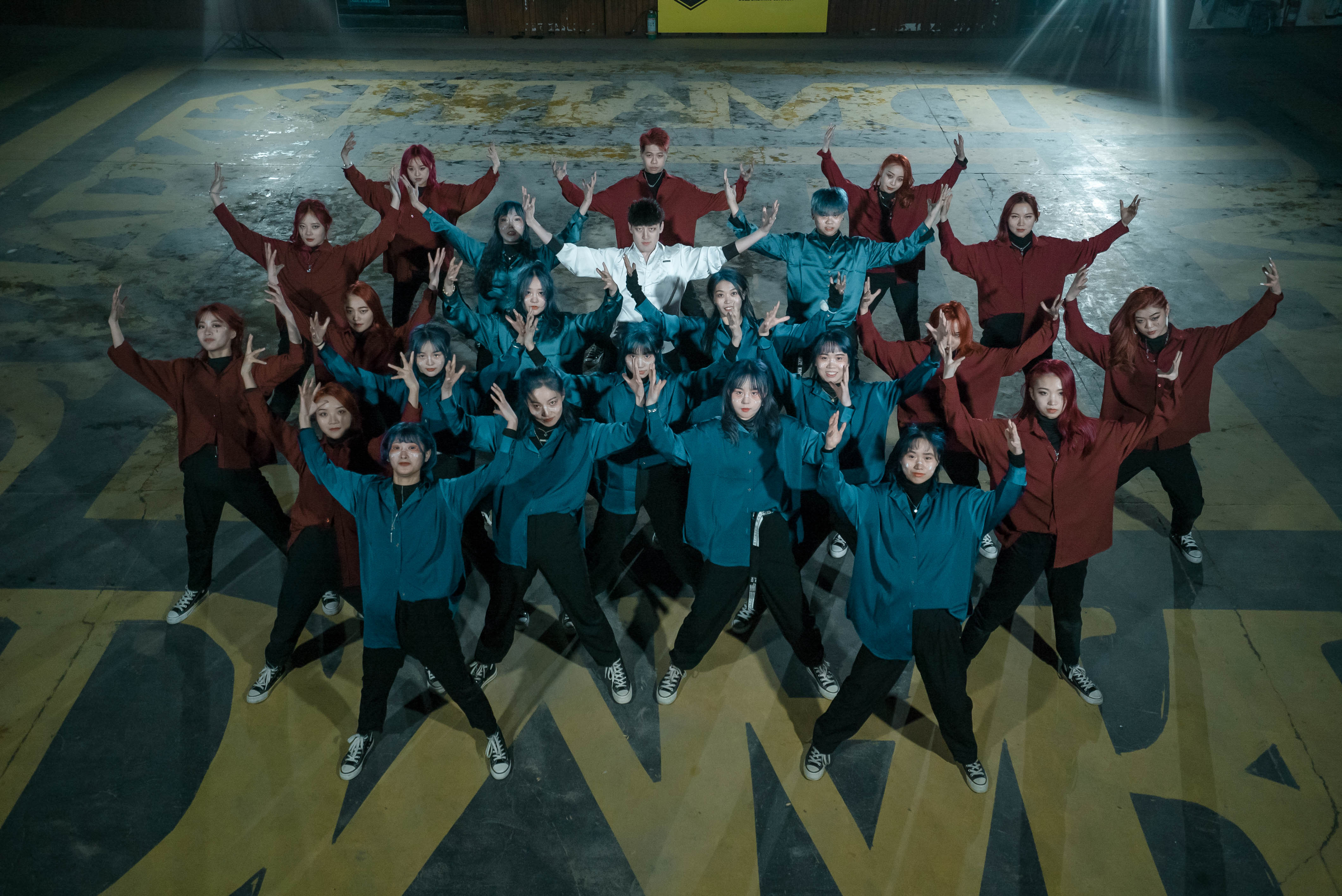 天使与恶魔创作,天使与恶魔的创作视频