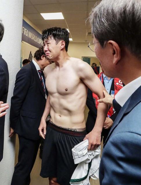 亚洲杯半决赛伊朗和卡塔尔,亚洲杯日韩大战