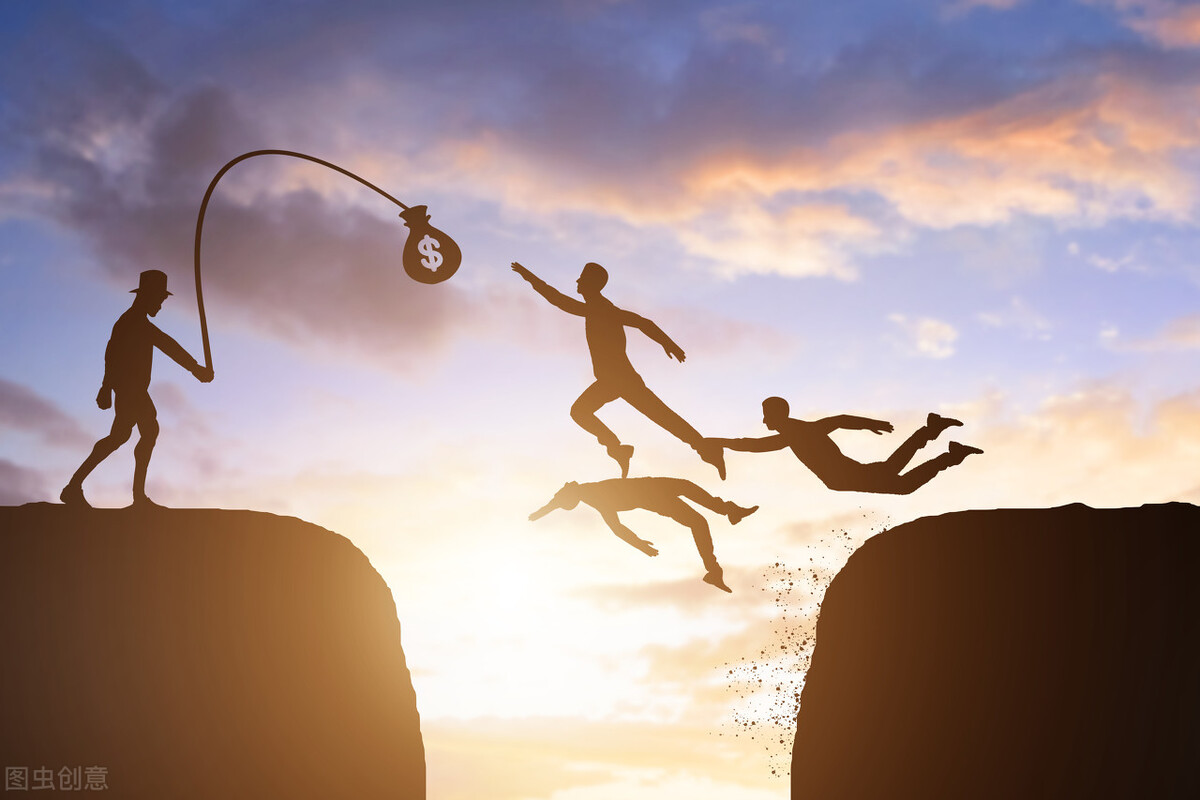 推理作家被忽悠打针,女医生被骗灌肠!谁之恶?