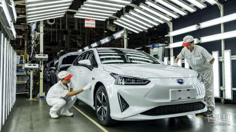 纯电的车涉水能力怎么样,新能源车涉水短路会怎样