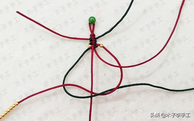 一根线串珠子手链,一个转运珠编手链的造型