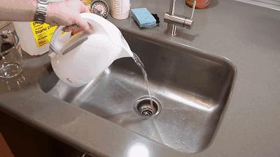 柏兰大健康家居小常识：药片居然可以用来通下水道，没听吧？