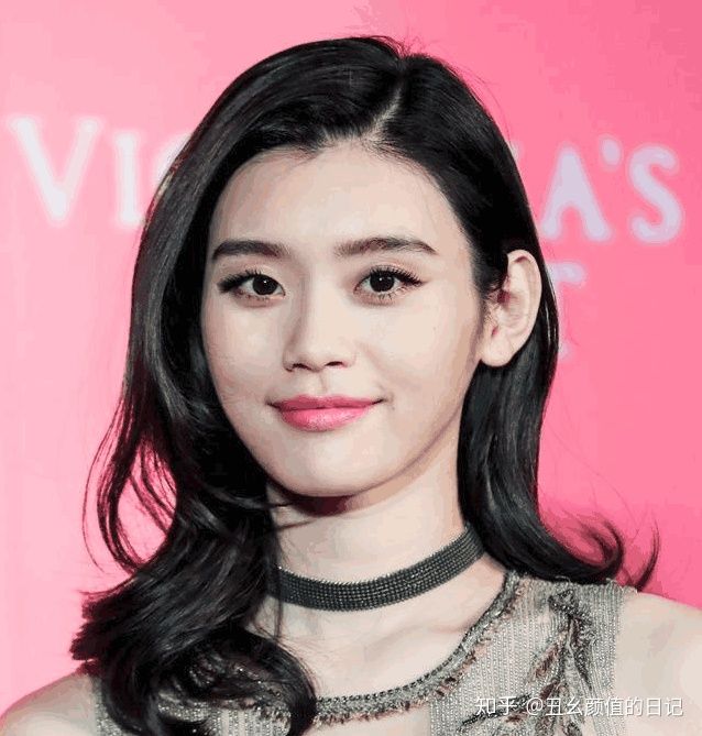 针对三种大饼脸的瘦脸按摩方法,怎么瘦脸解决大小脸