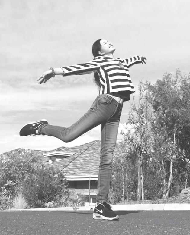 刘晓庆姜文再相聚视频,刘晓庆和陈佩斯开玩笑