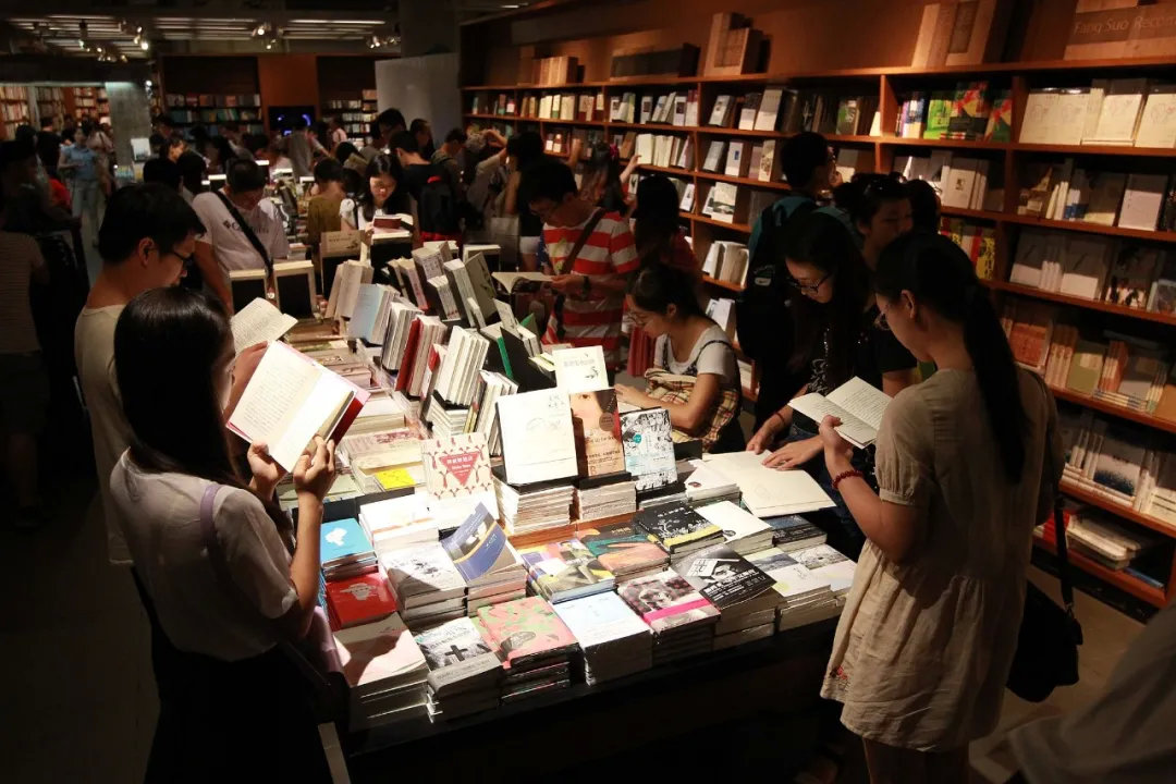 新华书店何去何从,焦作新华书店屹立不倒的原因