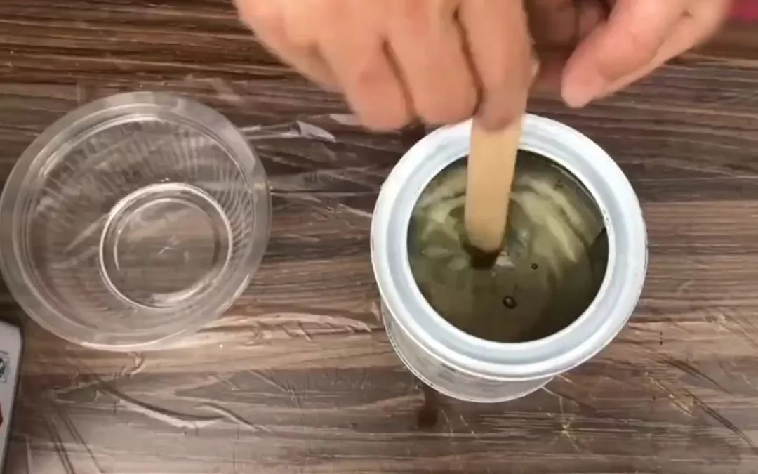 吉他上面的知识,吉他去漆的最佳方法