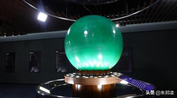 世界最大夜明珠800万元起拍,世界最大夜明珠拥有者