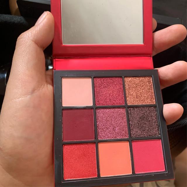 化妆师的化妆包里有什么,化妆师包里必备