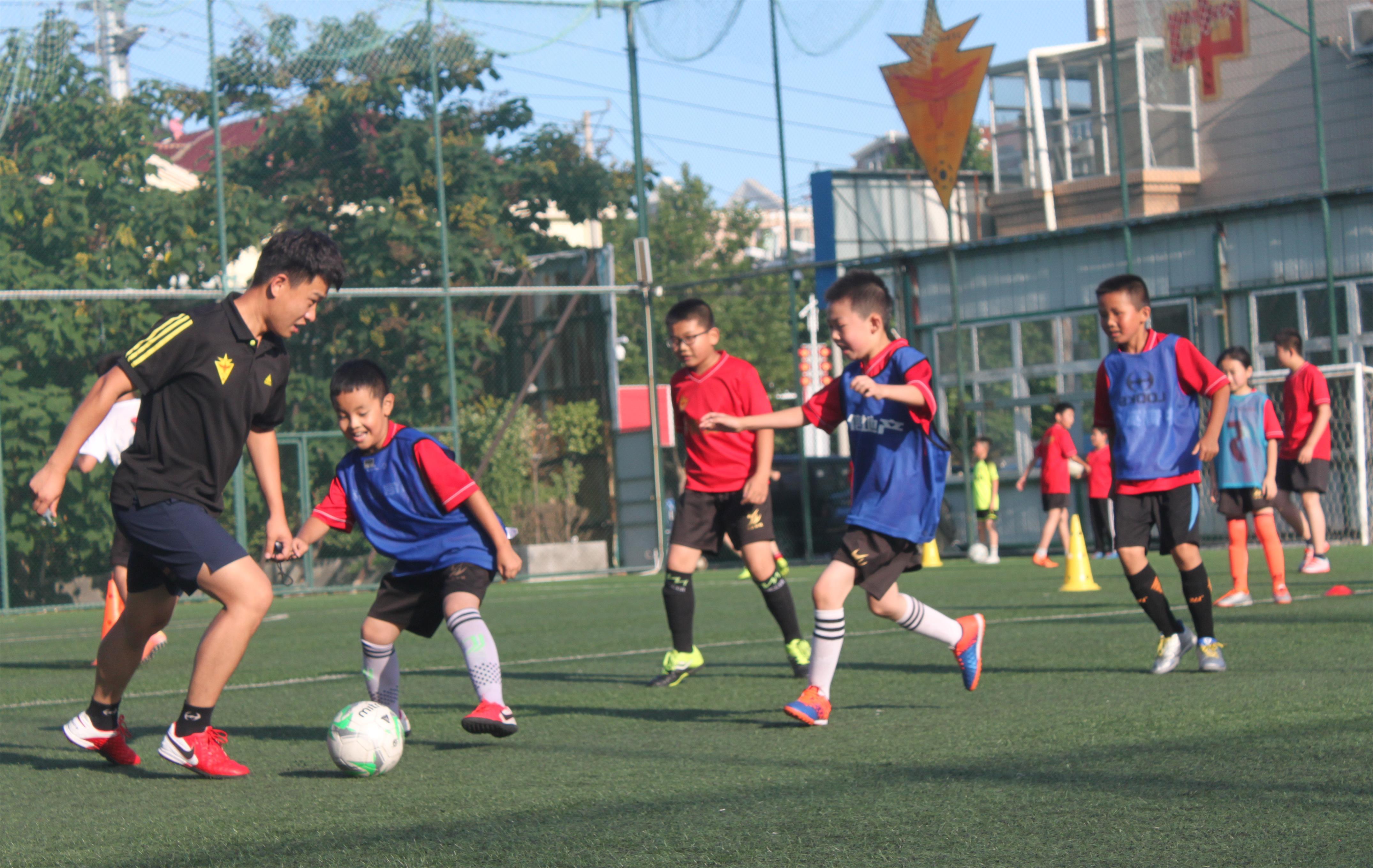 中国足球青少年足球夏令营,鲜衣怒马不负韶华山东