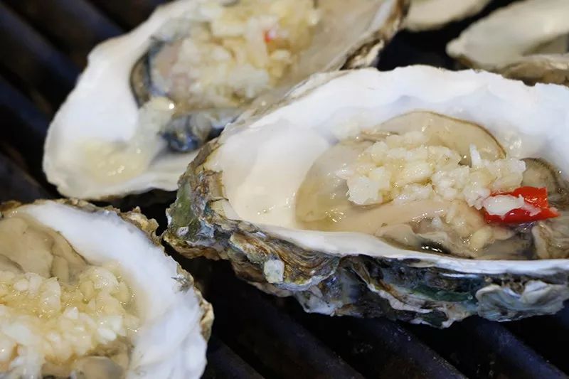 成都海鲜自助餐499元一个,成都生蚝吃到饱自助餐